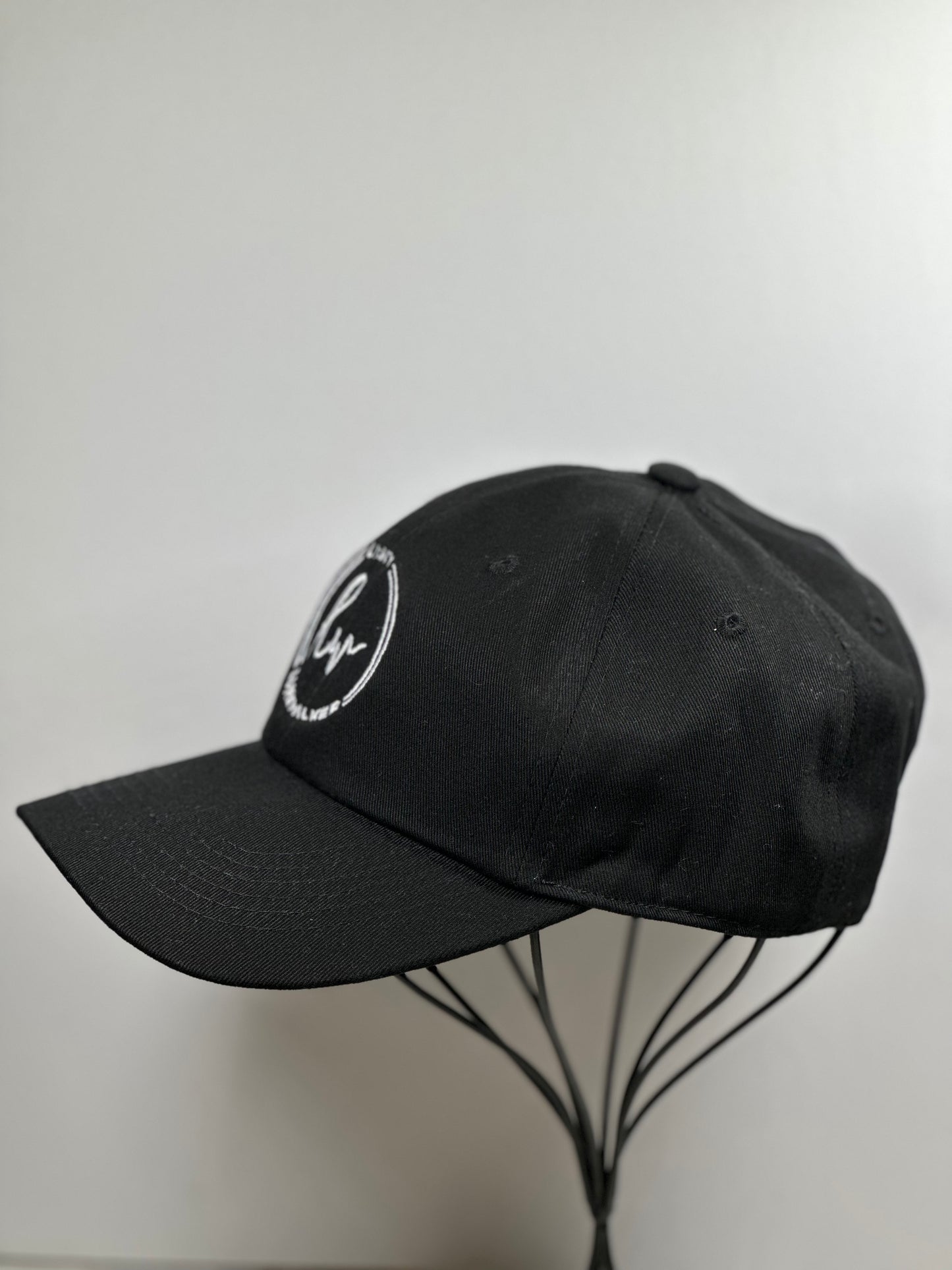 Li:NY LW Dad Hat Black